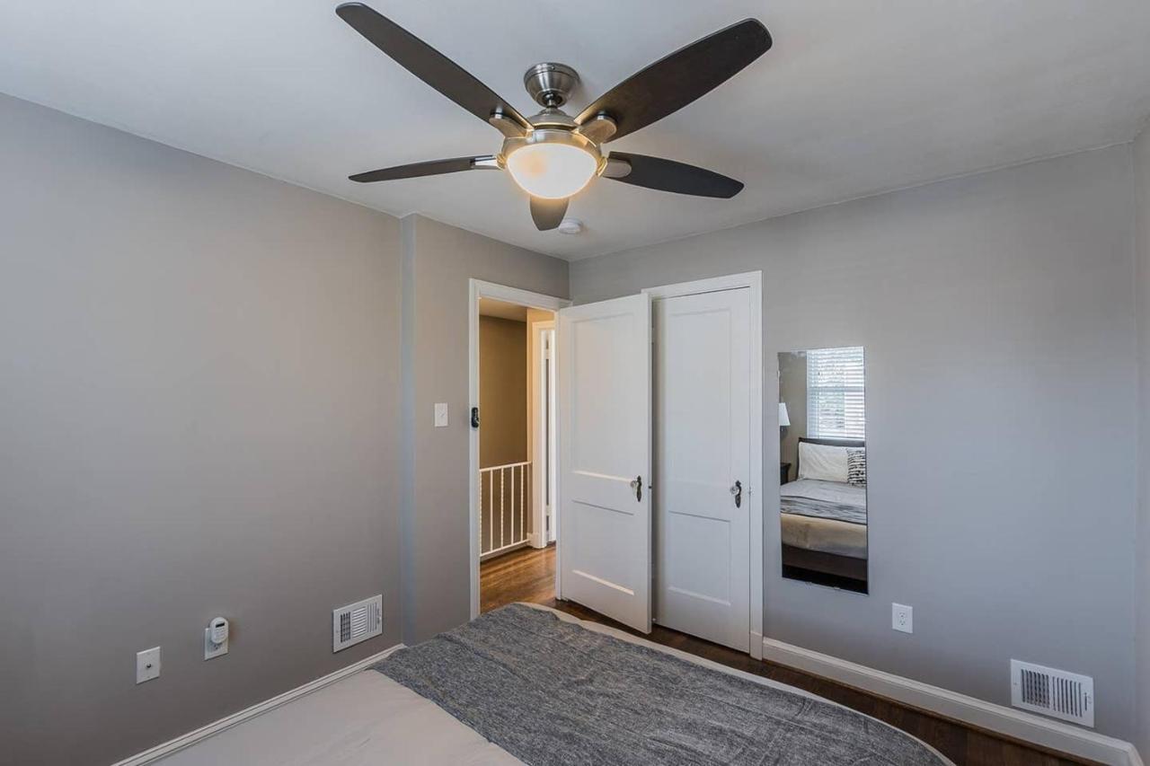 Beautiful 3Br 2Ba House With Cozy Backyard By Cozysuites Alexandria Exterior foto
