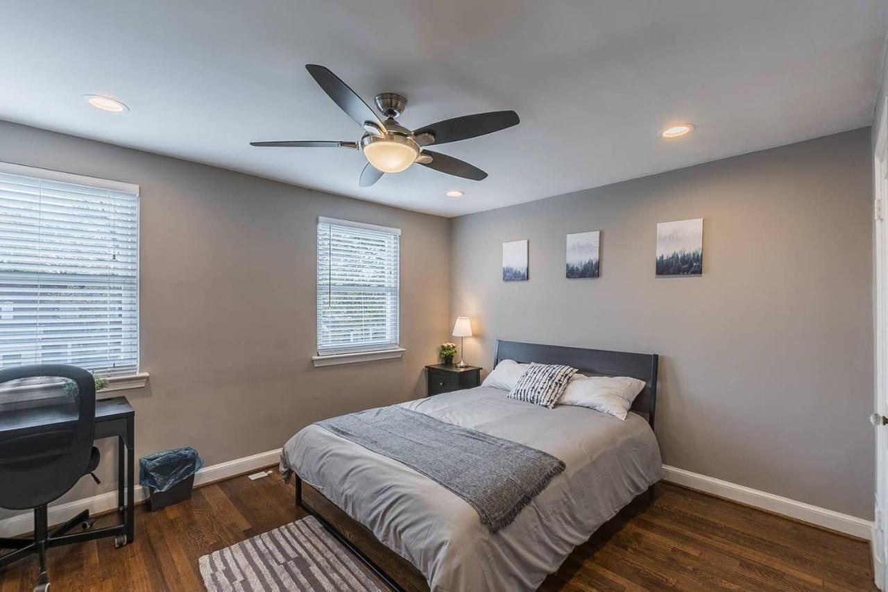 Beautiful 3Br 2Ba House With Cozy Backyard By Cozysuites Alexandria Exterior foto