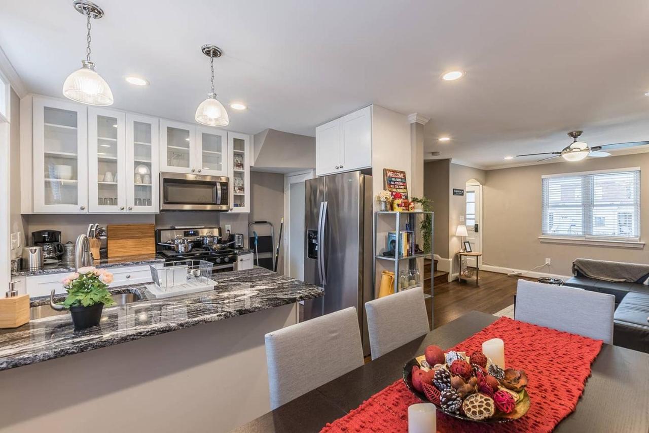 Beautiful 3Br 2Ba House With Cozy Backyard By Cozysuites Alexandria Exterior foto