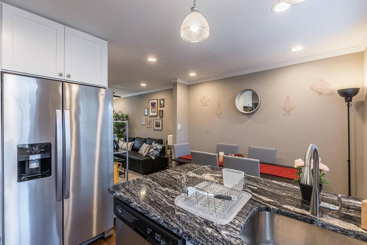 Beautiful 3Br 2Ba House With Cozy Backyard By Cozysuites Alexandria Exterior foto