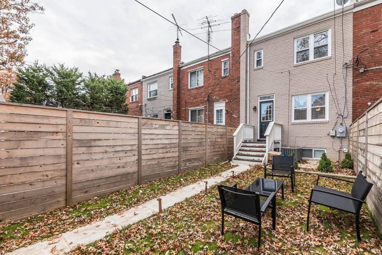 Beautiful 3Br 2Ba House With Cozy Backyard By Cozysuites Alexandria Exterior foto